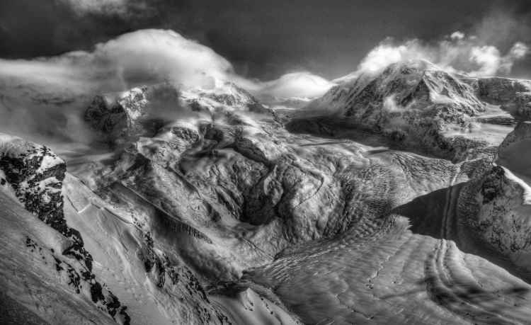 500-IMG_6871-HDR-B+W