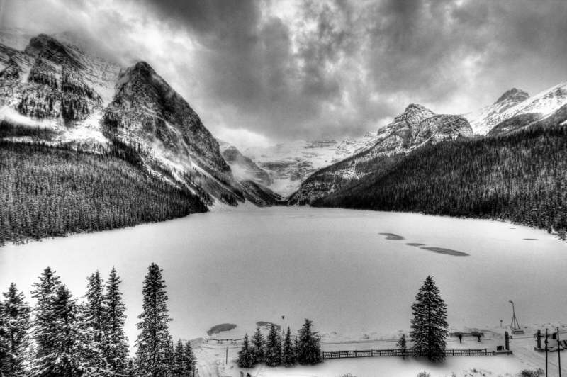 570-IMG_1516_7_8-B+W