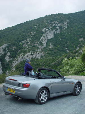 S2000