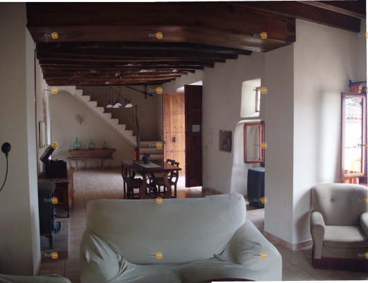 DSC03245-6 - Living Room