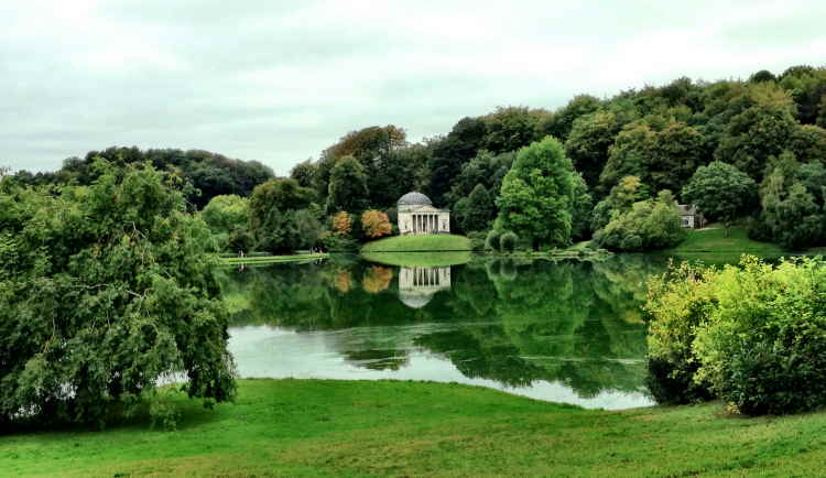 Stourhead Lake and Gardens