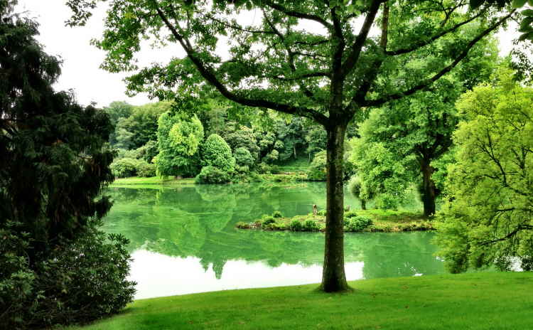 Stourhead Lake and Gardens